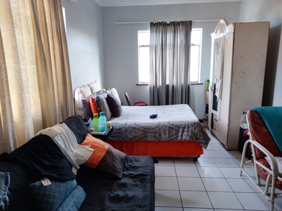 2 Bedroom Property for Sale in Glenwood KwaZulu-Natal