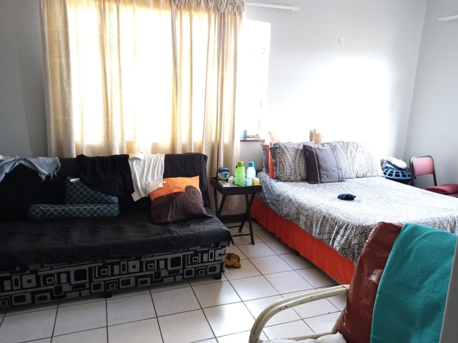 2 Bedroom Property for Sale in Glenwood KwaZulu-Natal