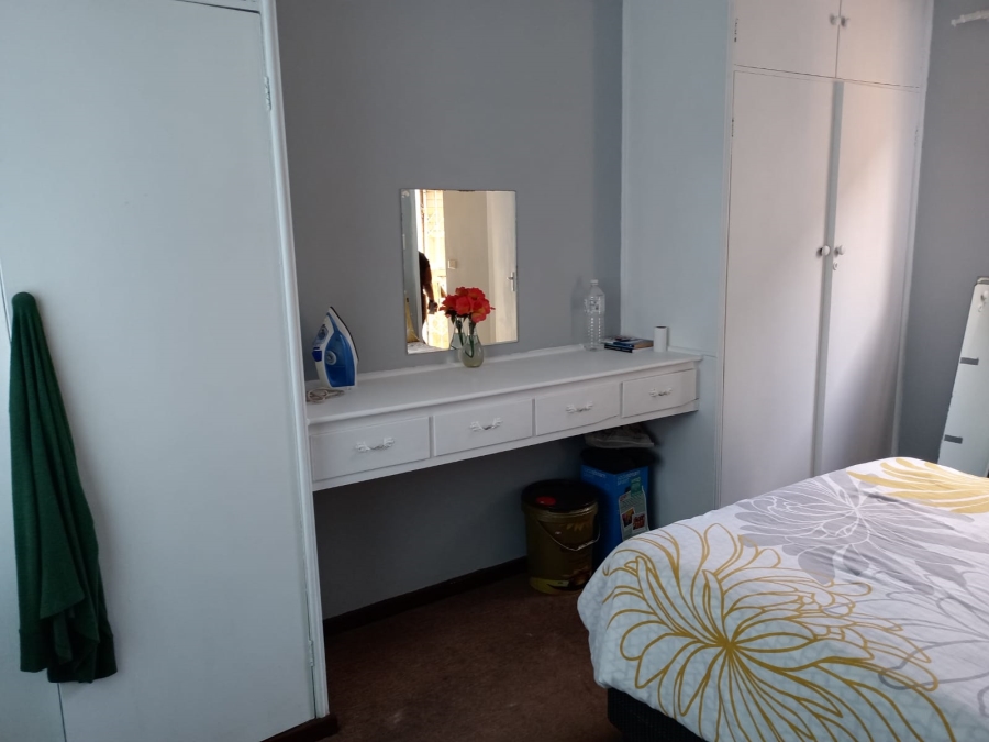 2 Bedroom Property for Sale in Glenwood KwaZulu-Natal