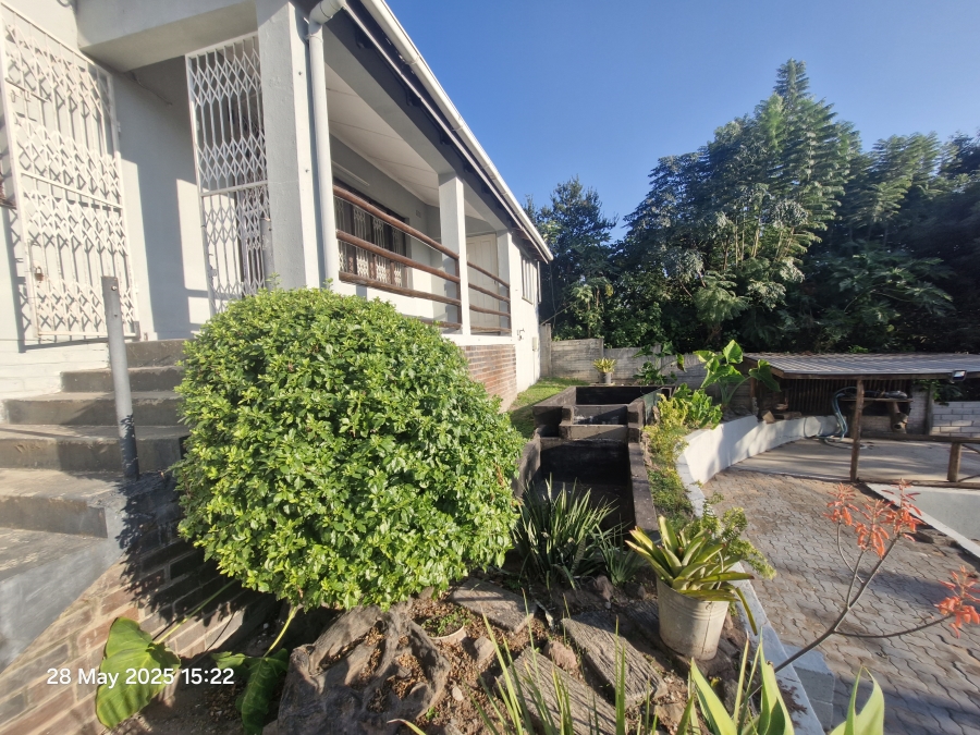 3 Bedroom Property for Sale in Mount Vernon KwaZulu-Natal