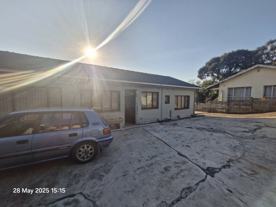 3 Bedroom Property for Sale in Mount Vernon KwaZulu-Natal