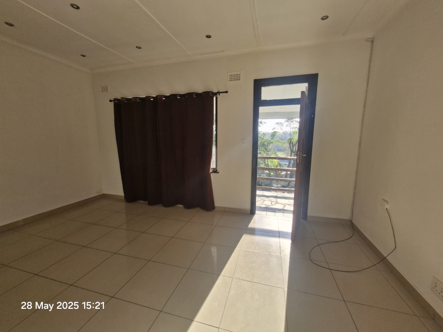 3 Bedroom Property for Sale in Mount Vernon KwaZulu-Natal