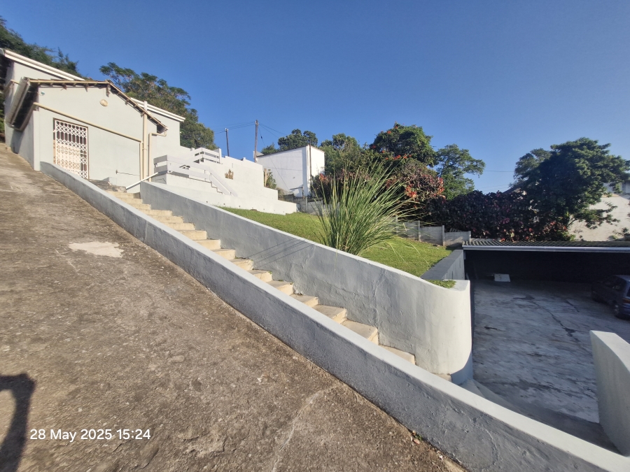 3 Bedroom Property for Sale in Mount Vernon KwaZulu-Natal