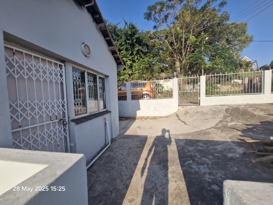 3 Bedroom Property for Sale in Mount Vernon KwaZulu-Natal