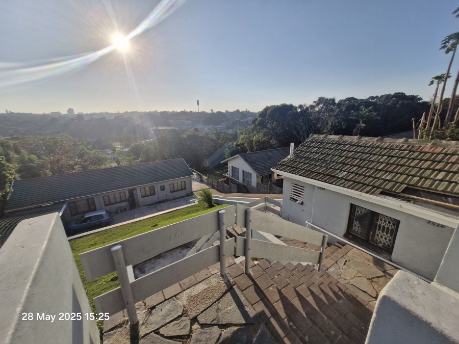 3 Bedroom Property for Sale in Mount Vernon KwaZulu-Natal