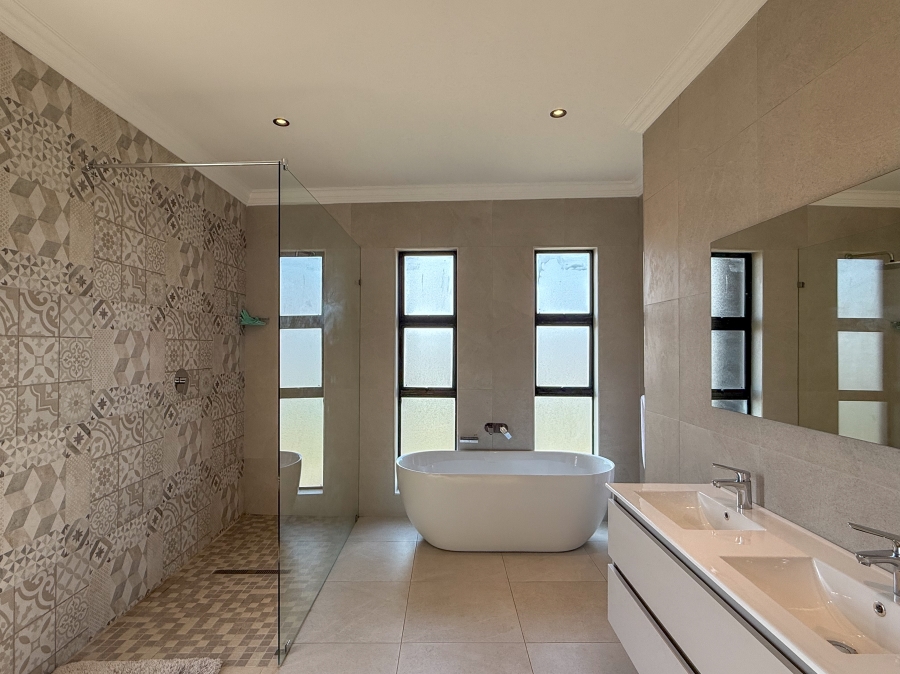 4 Bedroom Property for Sale in Zululami Coastal Estate KwaZulu-Natal