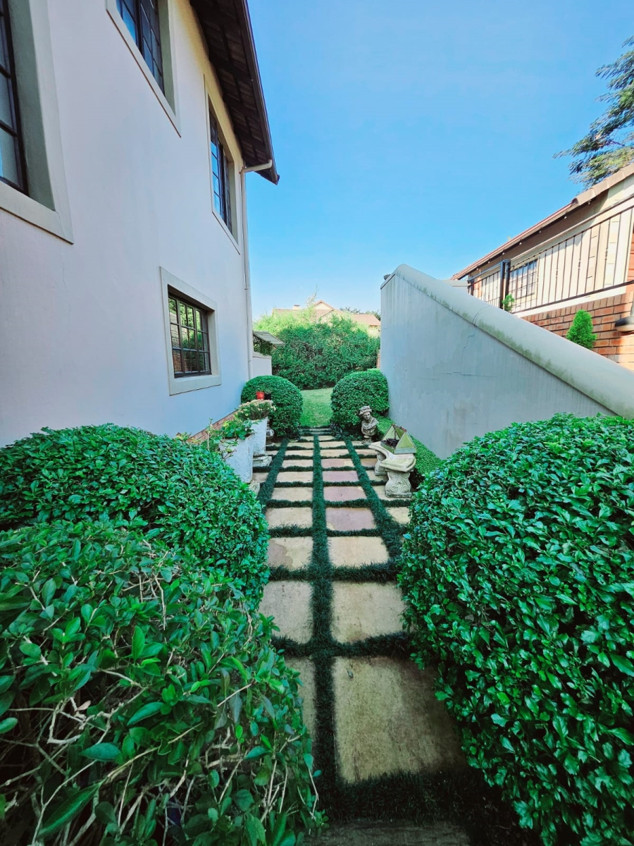 3 Bedroom Property for Sale in Clifton Hill Estate KwaZulu-Natal