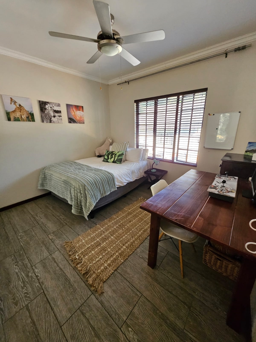 3 Bedroom Property for Sale in Clifton Hill Estate KwaZulu-Natal