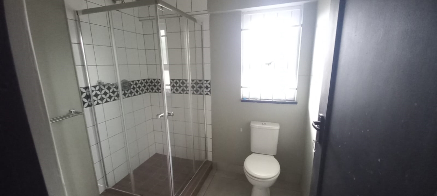 To Let 2 Bedroom Property for Rent in Essenwood KwaZulu-Natal