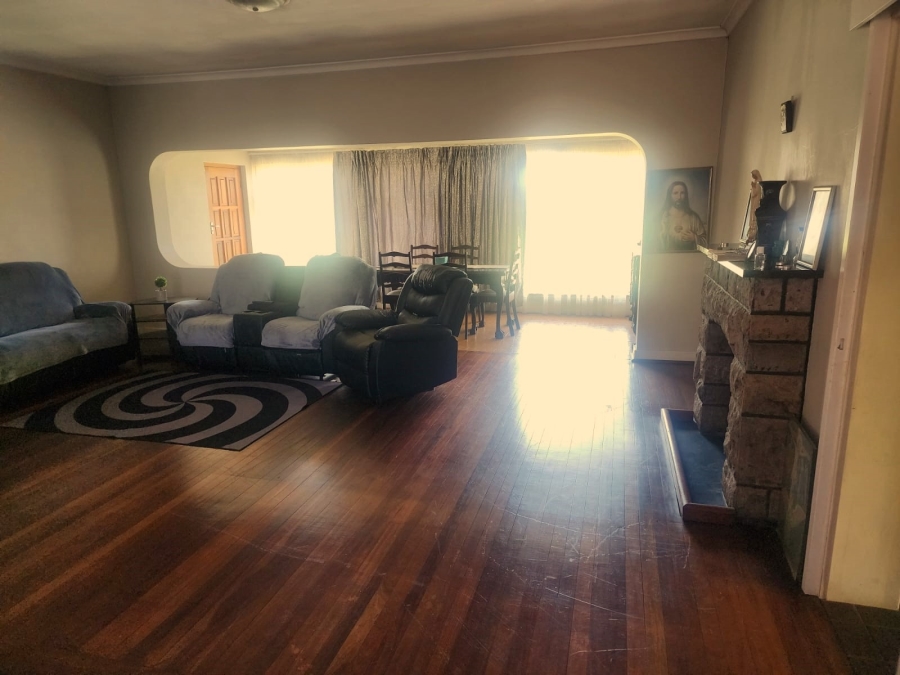 4 Bedroom Property for Sale in Bluff KwaZulu-Natal