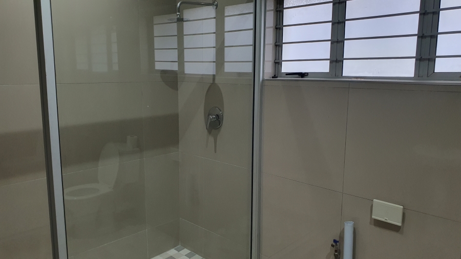 To Let 1 Bedroom Property for Rent in Bluff KwaZulu-Natal