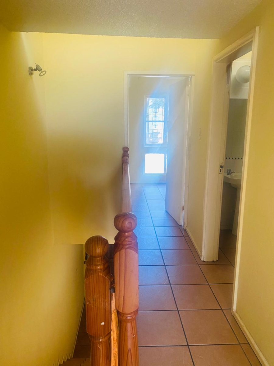 To Let 2 Bedroom Property for Rent in Bulwer KwaZulu-Natal