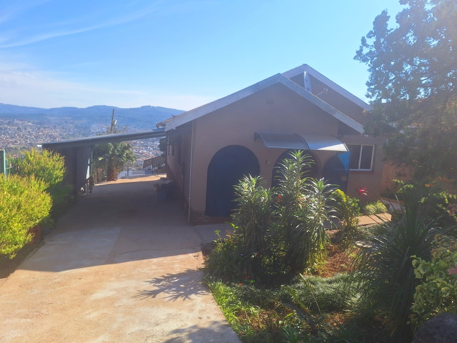 3 Bedroom Property for Sale in Raisethorpe KwaZulu-Natal