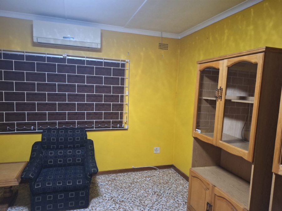 3 Bedroom Property for Sale in Raisethorpe KwaZulu-Natal