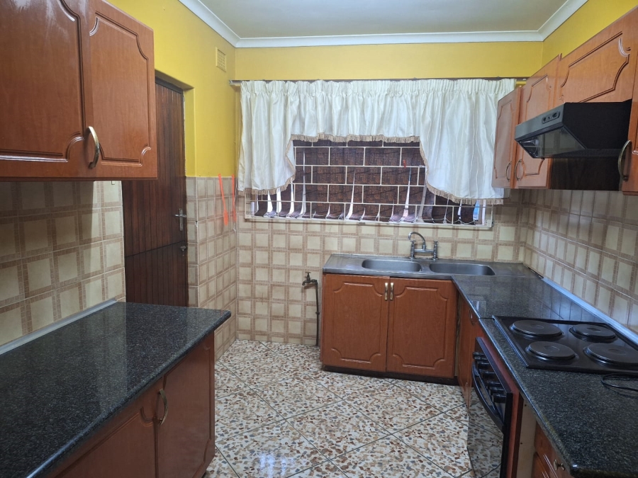 3 Bedroom Property for Sale in Raisethorpe KwaZulu-Natal