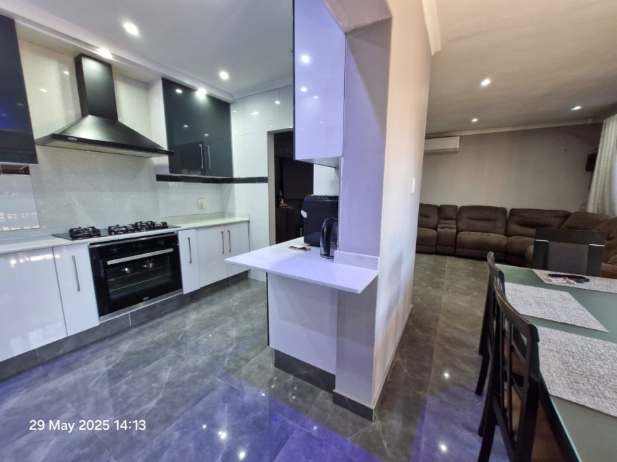 3 Bedroom Property for Sale in Malvern KwaZulu-Natal