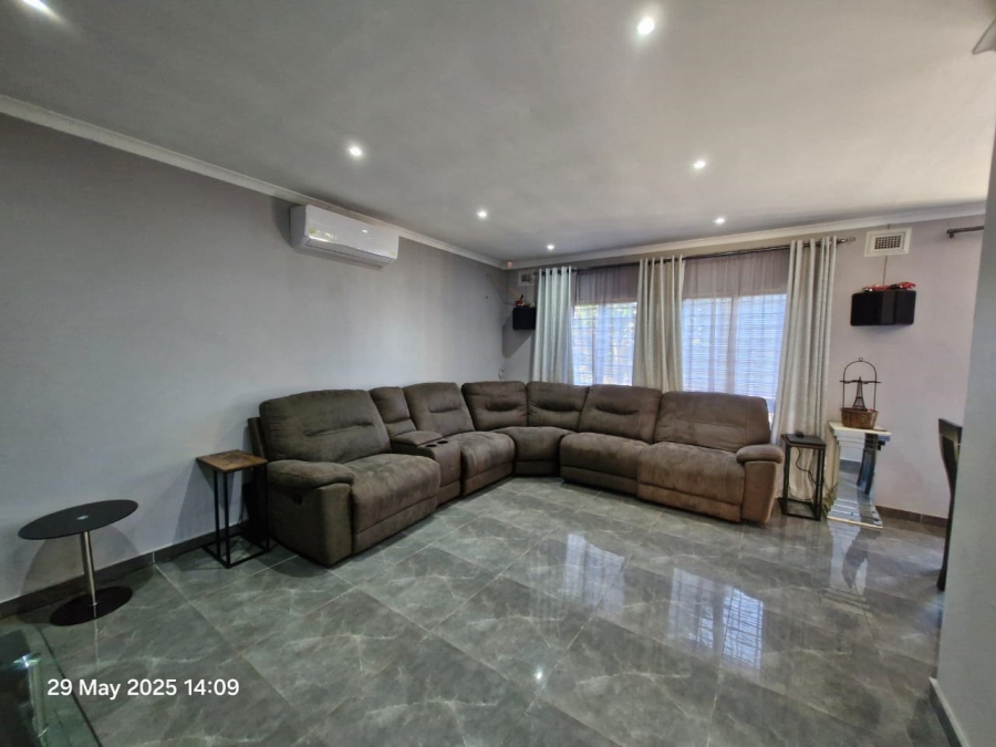 3 Bedroom Property for Sale in Malvern KwaZulu-Natal
