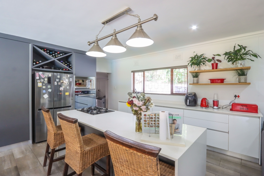 4 Bedroom Property for Sale in Dawncliffe KwaZulu-Natal