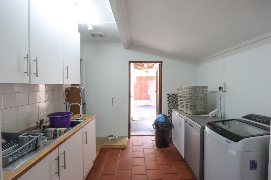 4 Bedroom Property for Sale in Dawncliffe KwaZulu-Natal