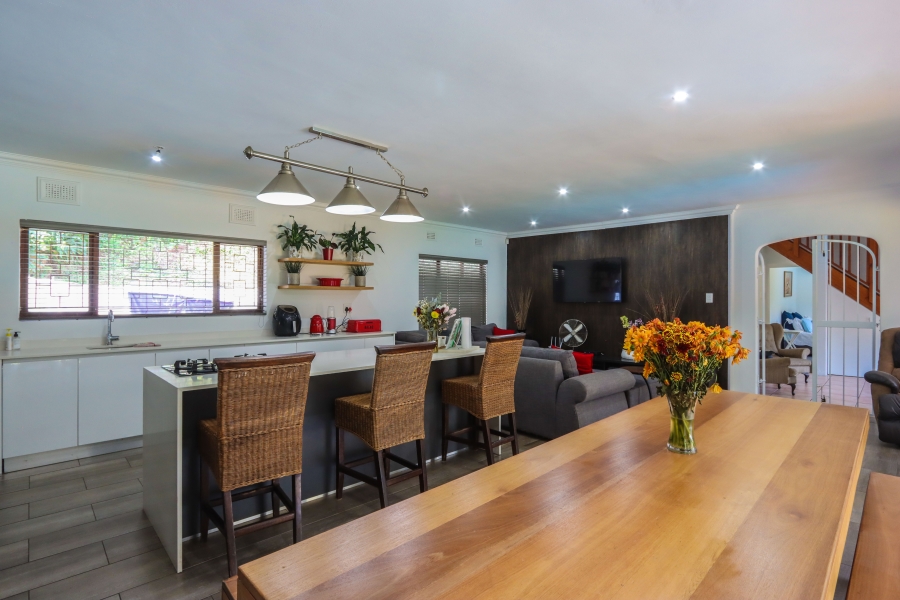 4 Bedroom Property for Sale in Dawncliffe KwaZulu-Natal