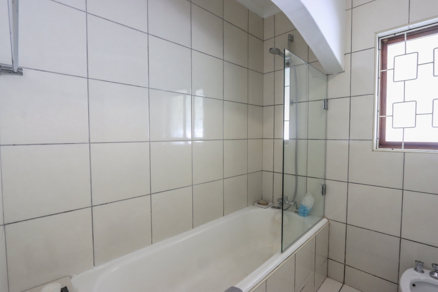 4 Bedroom Property for Sale in Dawncliffe KwaZulu-Natal