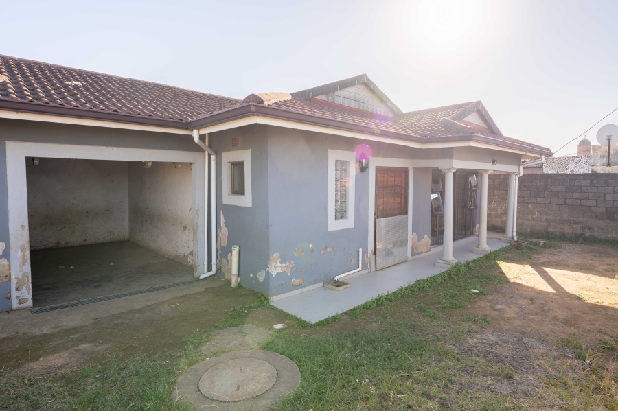 3 Bedroom Property for Sale in Umlazi G KwaZulu-Natal