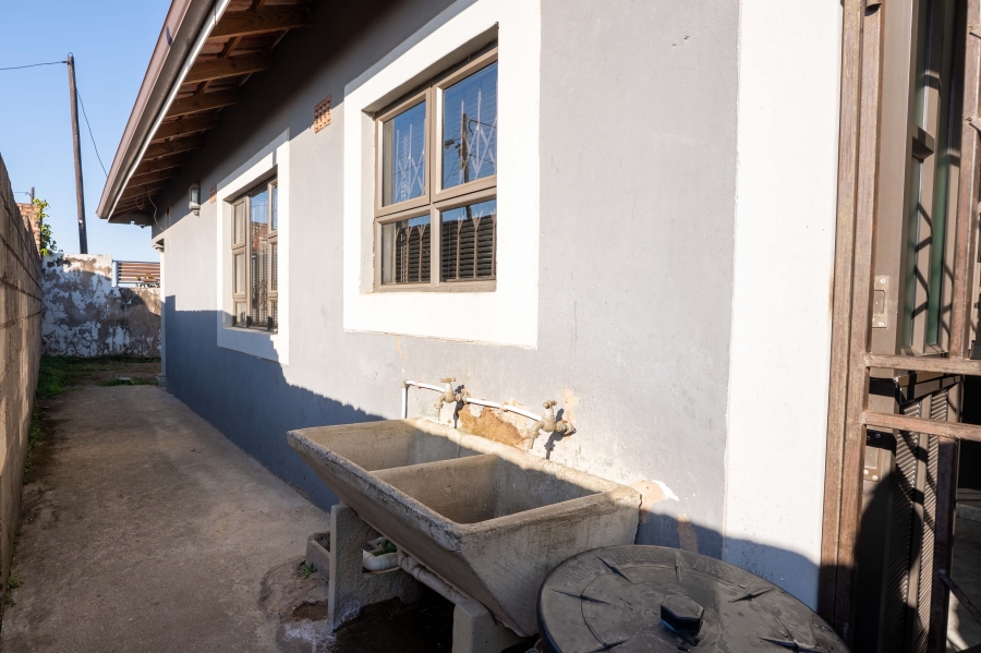 3 Bedroom Property for Sale in Umlazi G KwaZulu-Natal