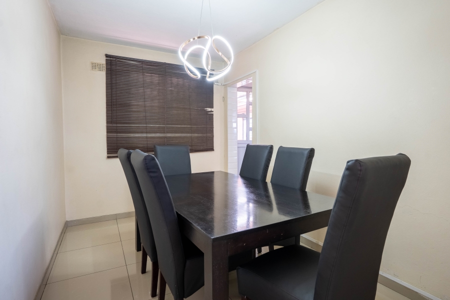 2 Bedroom Property for Sale in Lotus Park KwaZulu-Natal