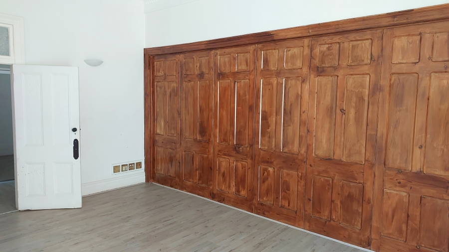 Commercial Property for Sale in Essenwood KwaZulu-Natal