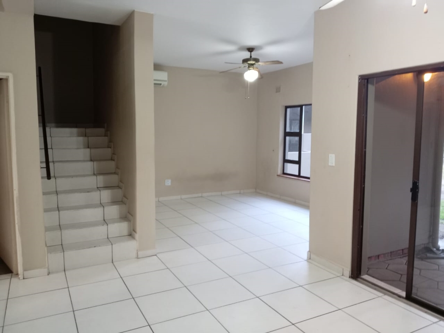 3 Bedroom Property for Sale in Meer En See KwaZulu-Natal
