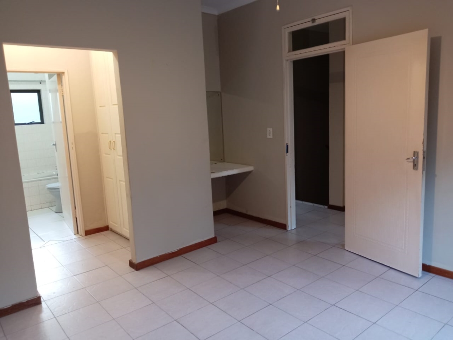 3 Bedroom Property for Sale in Meer En See KwaZulu-Natal