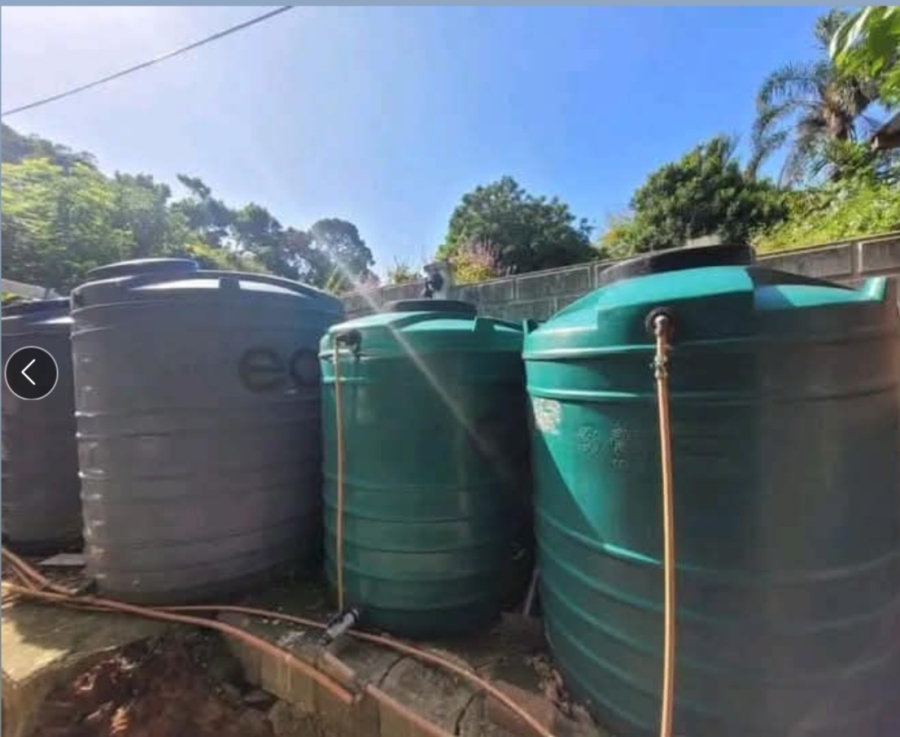 5 Bedroom Property for Sale in Southport KwaZulu-Natal