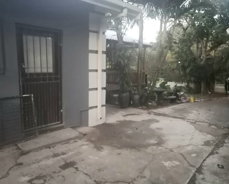 5 Bedroom Property for Sale in Southport KwaZulu-Natal