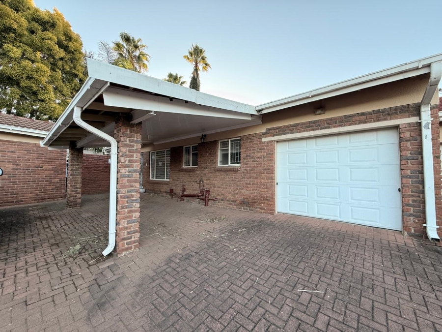 3 Bedroom Property for Sale in Huttenheights KwaZulu-Natal