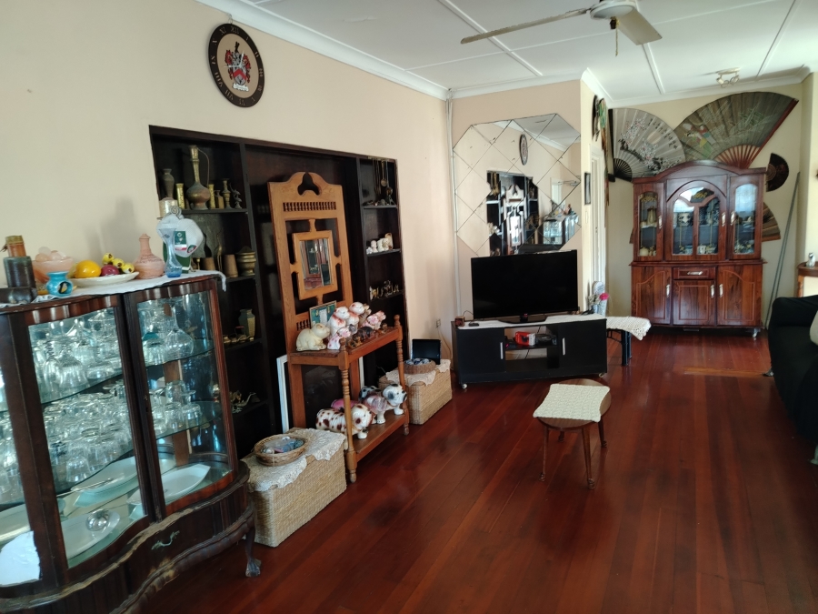 3 Bedroom Property for Sale in Ocean View KwaZulu-Natal