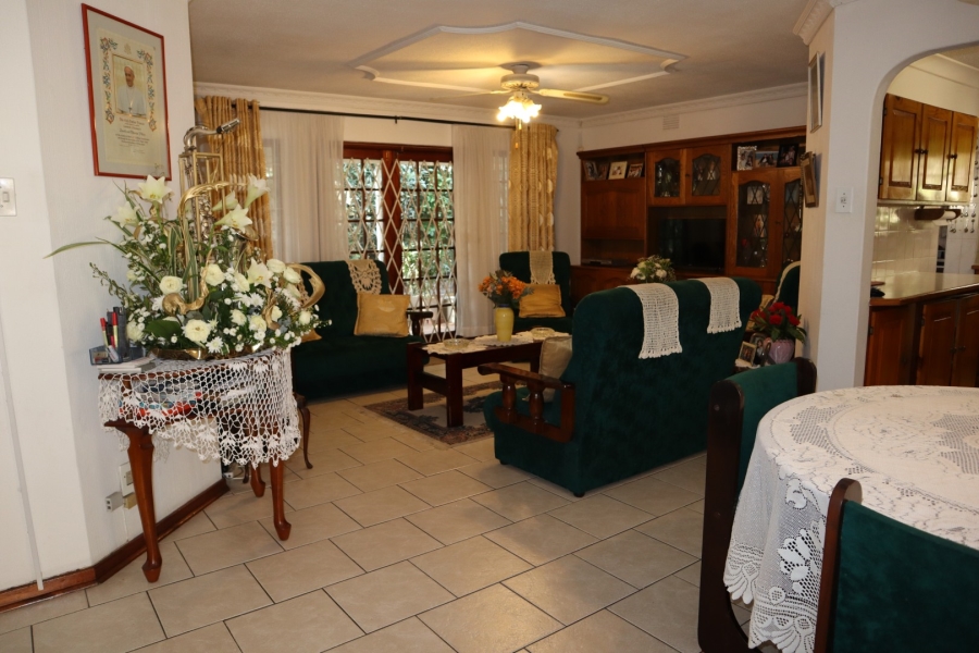 2 Bedroom Property for Sale in Pinetown KwaZulu-Natal