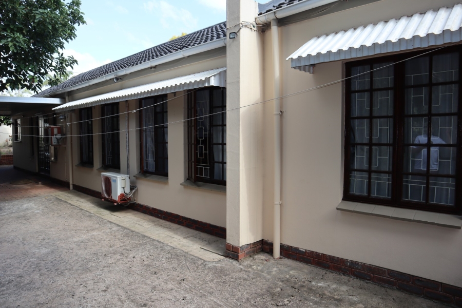 2 Bedroom Property for Sale in Pinetown KwaZulu-Natal