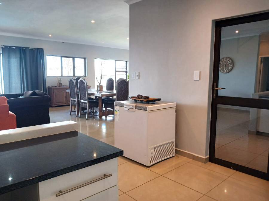 4 Bedroom Property for Sale in Blythedale KwaZulu-Natal
