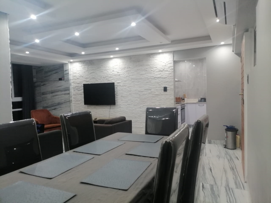 2 Bedroom Property for Sale in South Beach KwaZulu-Natal