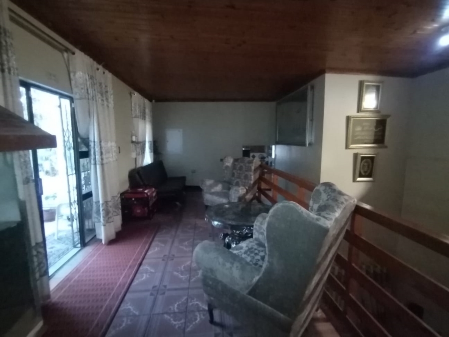 6 Bedroom Property for Sale in Hazelwood KwaZulu-Natal