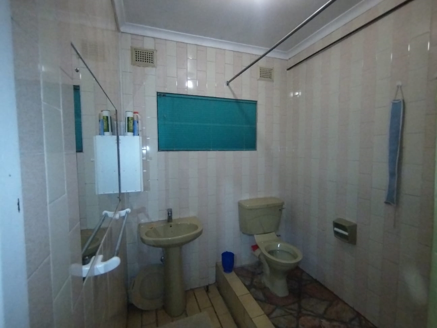 6 Bedroom Property for Sale in Hazelwood KwaZulu-Natal