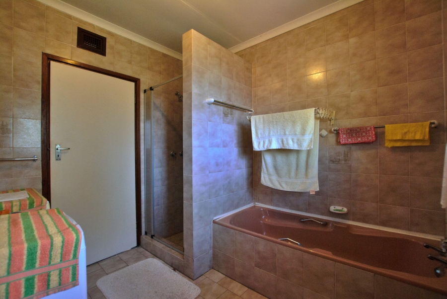 3 Bedroom Property for Sale in Freeland Park KwaZulu-Natal