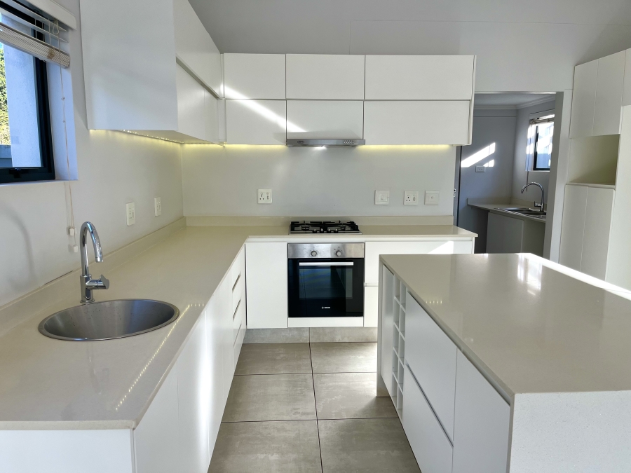 To Let 3 Bedroom Property for Rent in Ballito Central KwaZulu-Natal