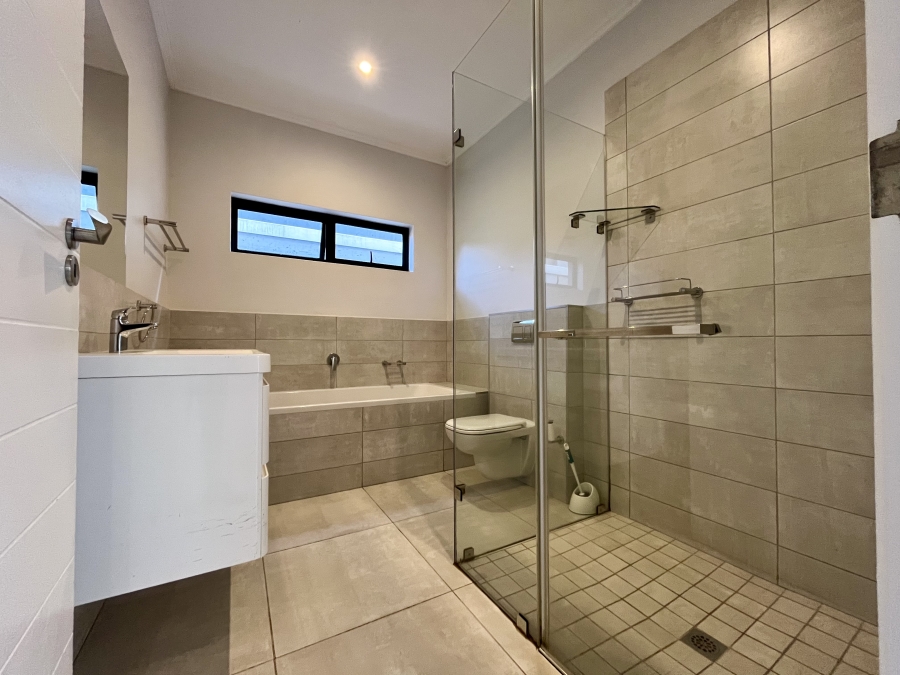 To Let 3 Bedroom Property for Rent in Ballito Central KwaZulu-Natal
