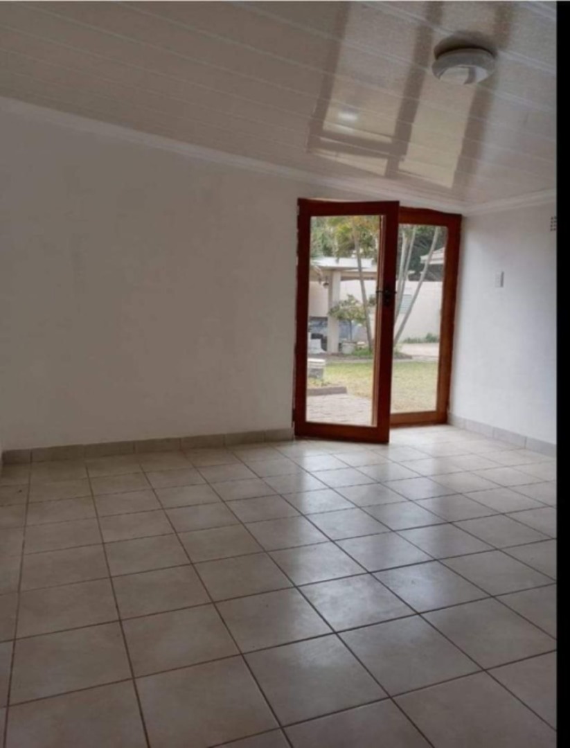 To Let 2 Bedroom Property for Rent in Bluff KwaZulu-Natal