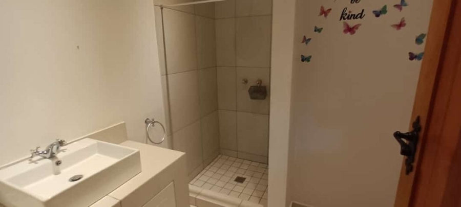 To Let 2 Bedroom Property for Rent in Bluff KwaZulu-Natal