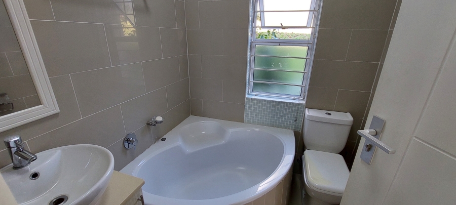 To Let 2 Bedroom Property for Rent in Shelly Beach KwaZulu-Natal
