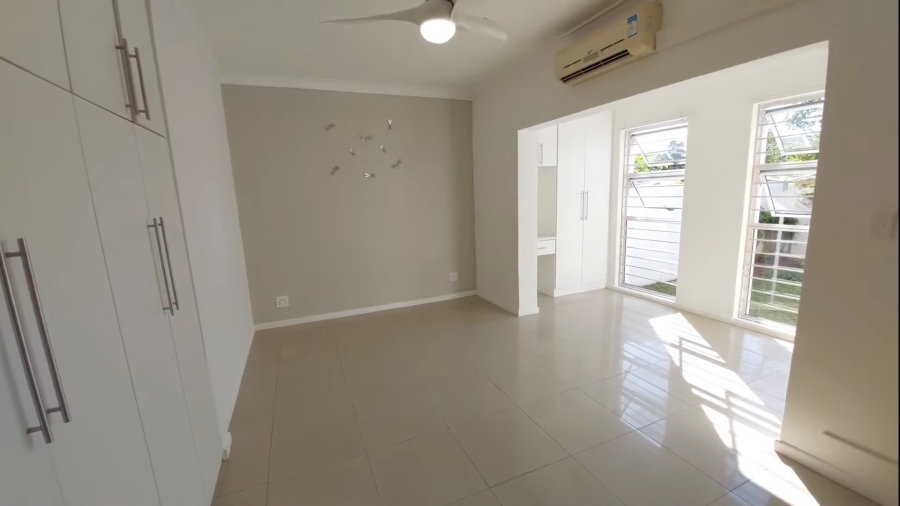 To Let 2 Bedroom Property for Rent in Shelly Beach KwaZulu-Natal