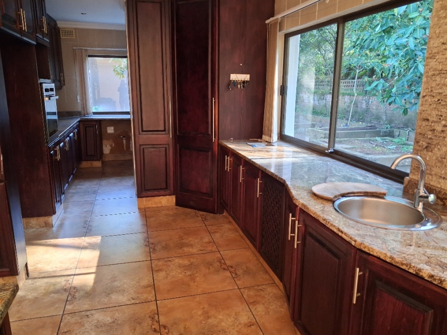 To Let 6 Bedroom Property for Rent in Everton KwaZulu-Natal