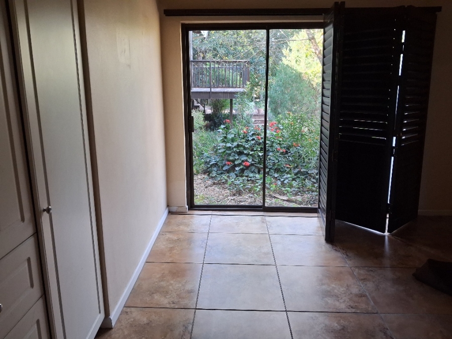 To Let 6 Bedroom Property for Rent in Everton KwaZulu-Natal